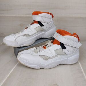 Air Jordan Youth Size 2.5 Jumpman Two Trey White Orange DQ8432-108